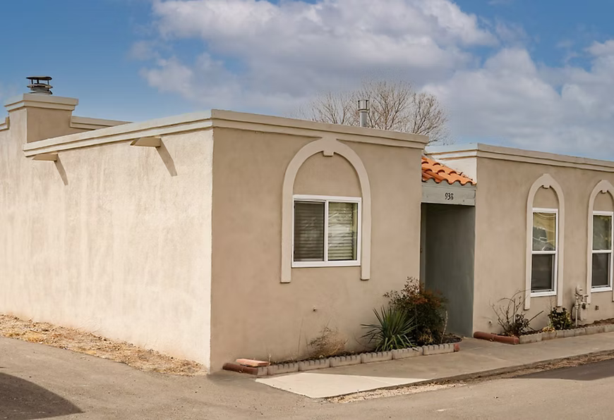Featured image for “Foothills Apartments”